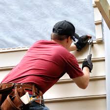 Best Fascia and Soffit Installation  in Warren, OH